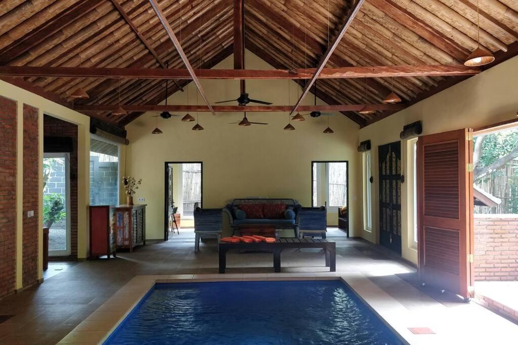 Villa King: Unique Villa With Indoor Swimming Pool Amed Extérieur photo